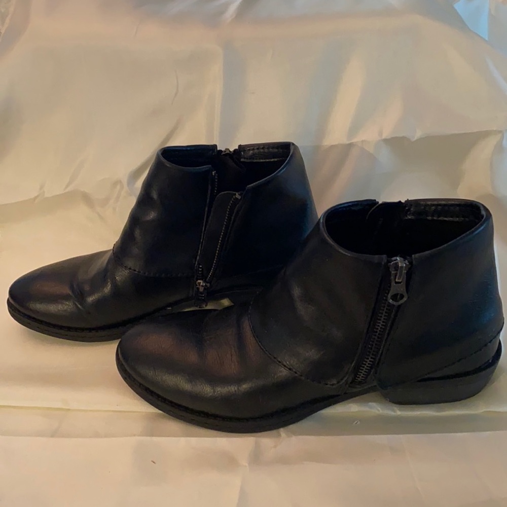 Boc black booties worn once!!